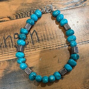 Turquoise Beaded Necklace with Silver Accents